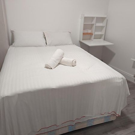 Mile End Rooms London Eksteriør bilde