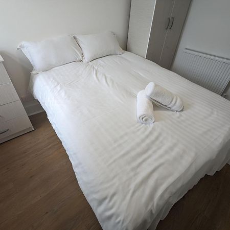 Mile End Rooms London Eksteriør bilde